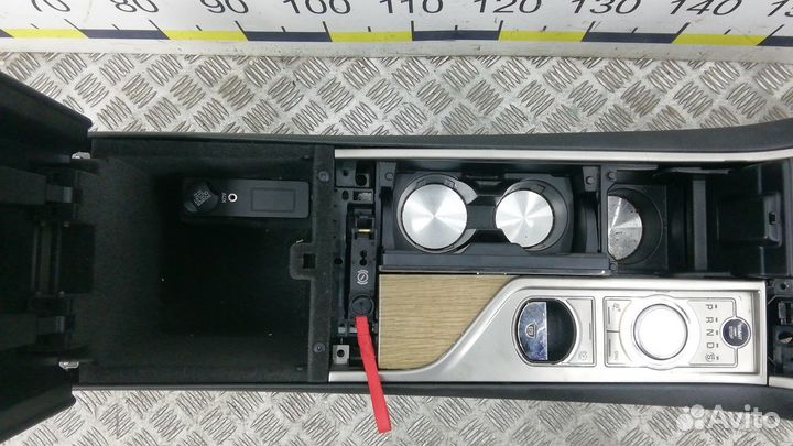 Подлокотник Jaguar XF 2007-2015