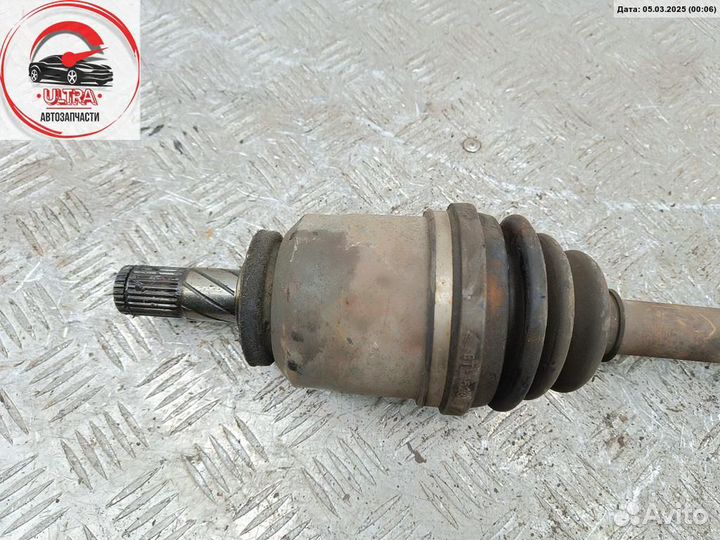 Полуось передняя левая б/у Nissan Primera P11 (1996-1999)