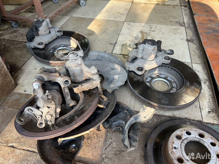 Тормоза в сборе octavia a5 fl