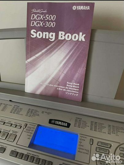 Синтезатор Yamaha Portable Grand DGX-300