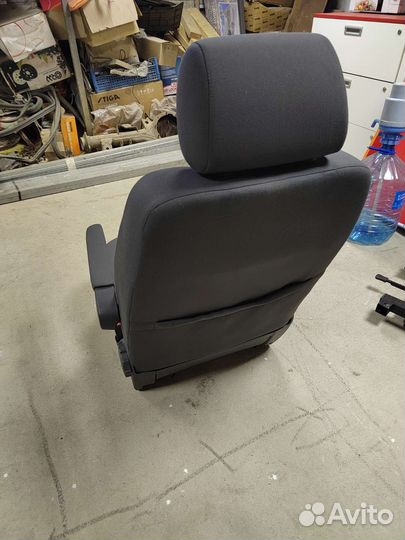 Сиденье переднее пассажирское