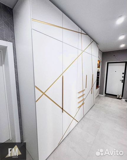 Шкаф трехстворчатый (и другие)