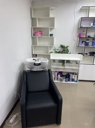 Аренда рабочего места мастера маникюр+педикюр/бров