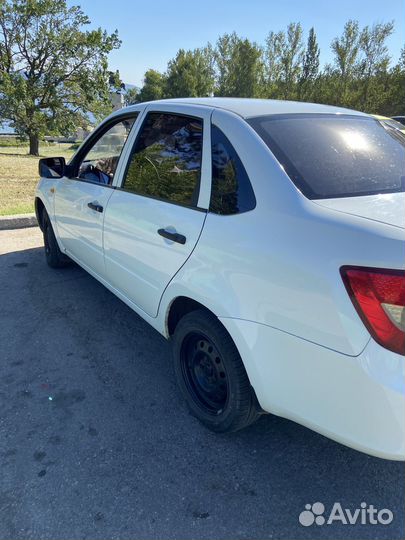 LADA Granta 1.6 МТ, 2012, 125 000 км