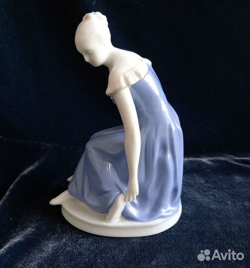 Золушка с туфелькой, Royal Dux, Чехия