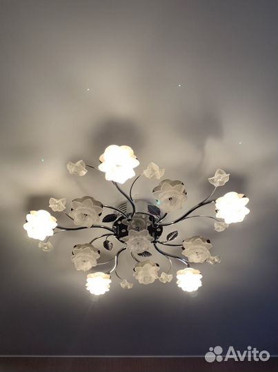 Светильник потолочный