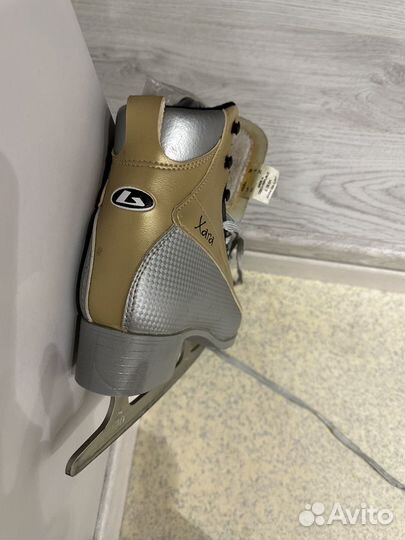 Коньки фигурные женские размер39 Чехия