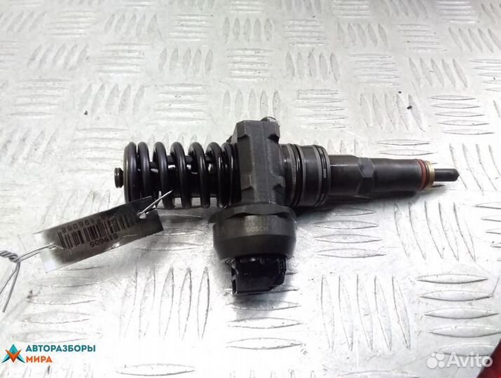 Форсунка Skoda Octavia (A4) рест. 2005 038130073AG