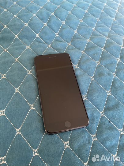 iPhone 8 Plus, 256 ГБ