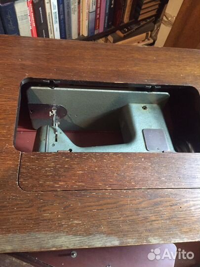 Швейная машина Минерва
