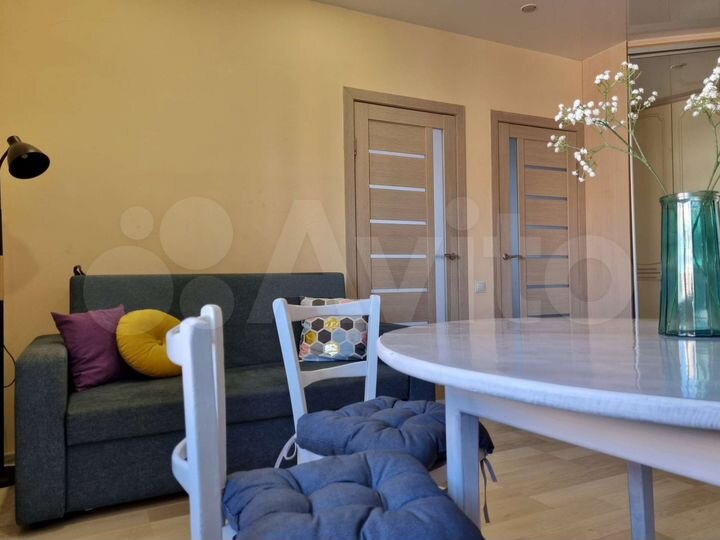 2-к. квартира, 54 м², 9/9 эт.