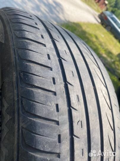 Headway HU901 215/50 R17