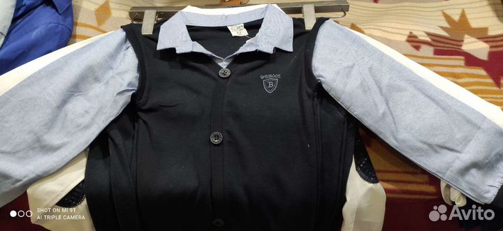 Рубашки школьные новые