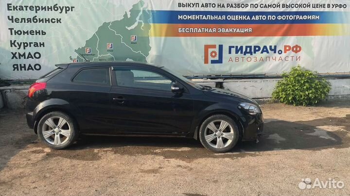 Поводок стеклоочистителя заднего Kia Ceed (ED) 988