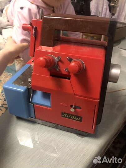 Швейная машина оверлок бу