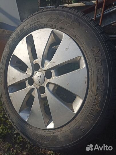 Dunlop SP Winter Ice 03 65/180 R15