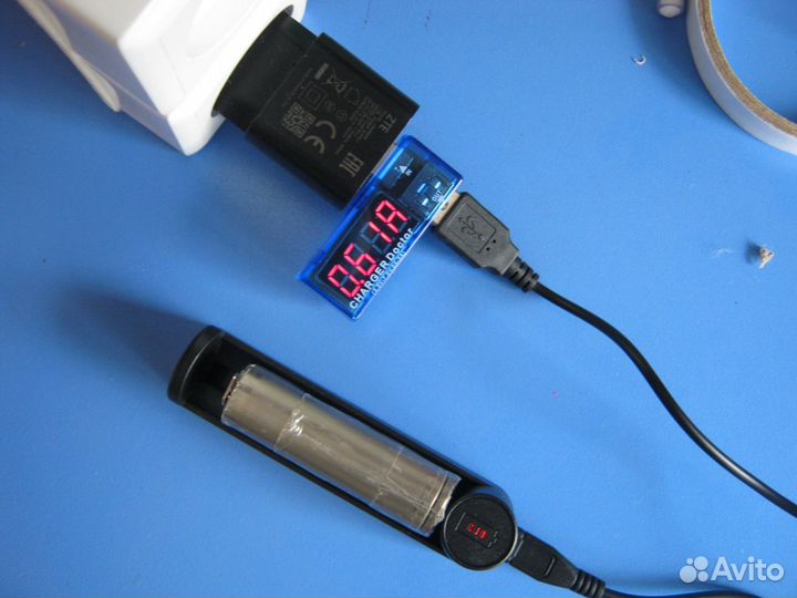 Зарядное устройство для литиевых 18650