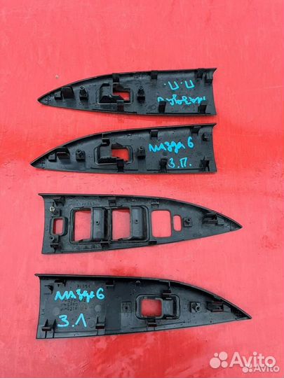 Накладка двери Мазда 6 gg 2006