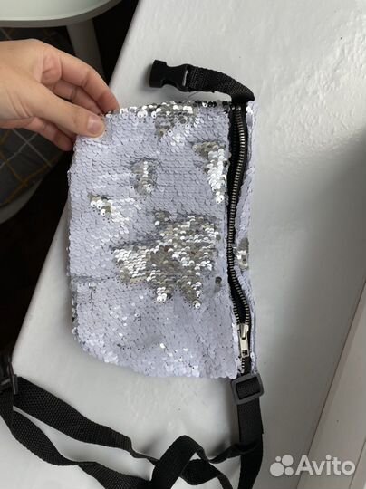 Поясная сумка с пайетками