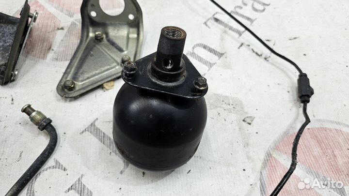 Гидроаккумуляторы на Mercedes-Benz W140