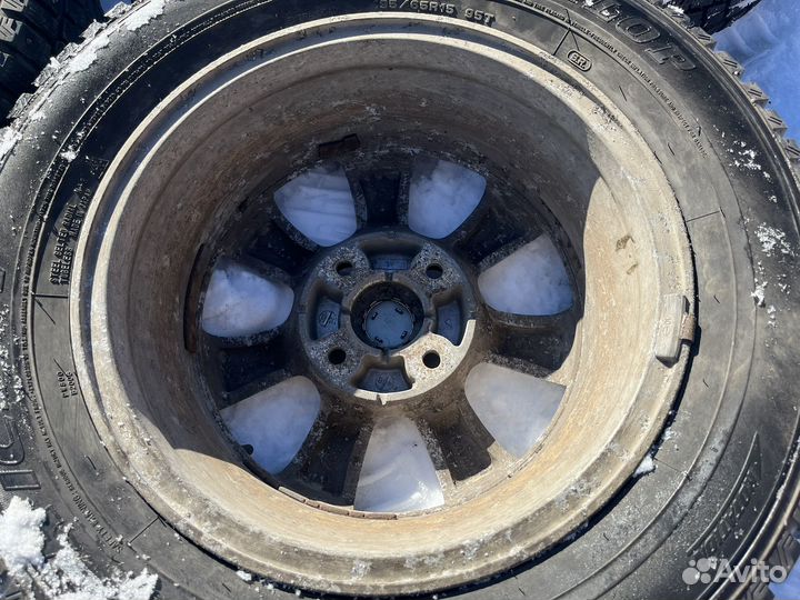 Шины с дисками Nissan tiida