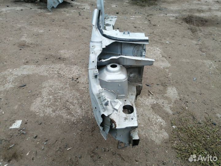 Боковина кузова правая Nissan Almera G15 K4M 2013