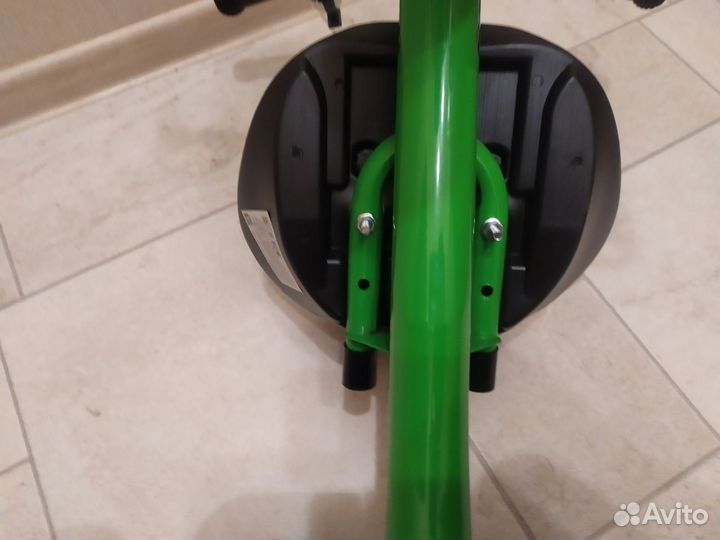 Велосипед трёхколёсный Новый