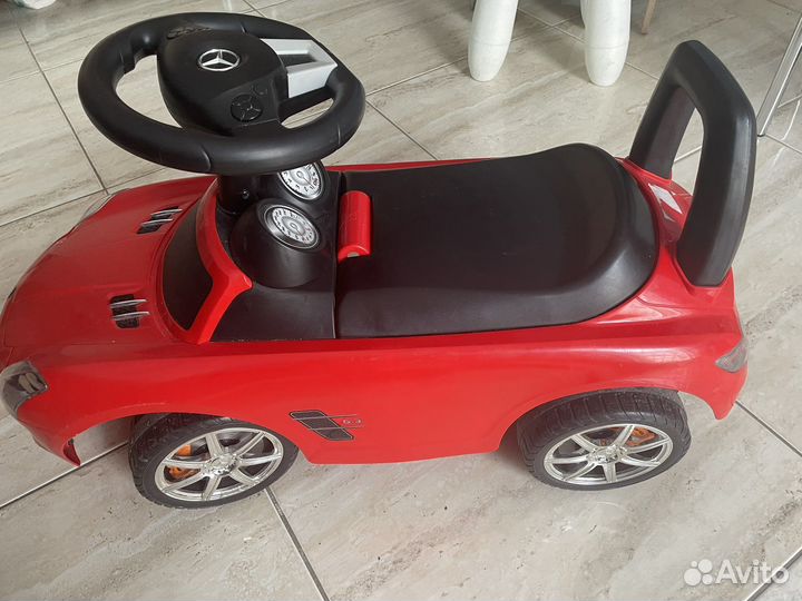 Детская машина -каталка