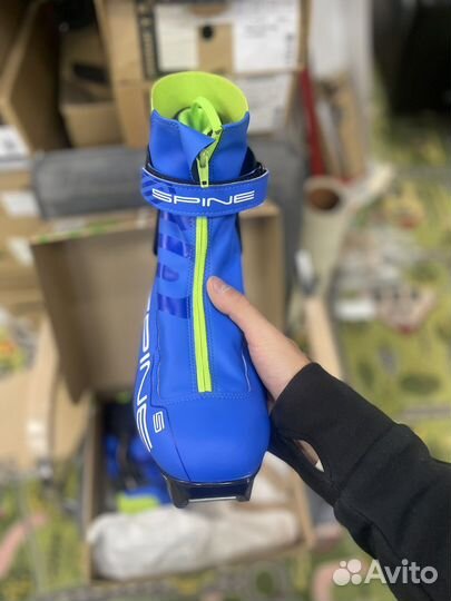 Лыжные ботинки Spine Concept Skate Pro 297 NNN