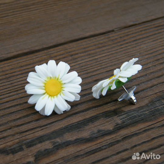 Серьги пусеты Ромашки