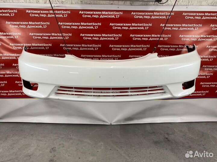 Бампер Camry передний