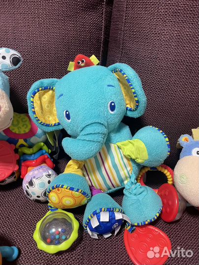 Игрушки доя новороженношл