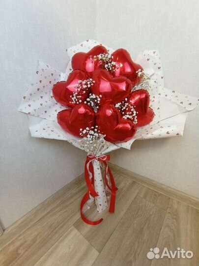 Букет из шаров и гипсофилы