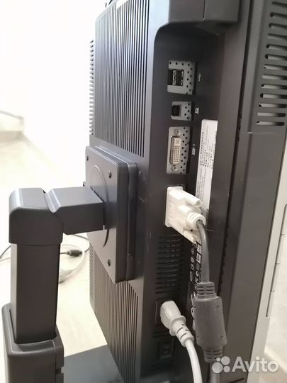 Монитор 24 дюйма HP LP2465 1920х1200