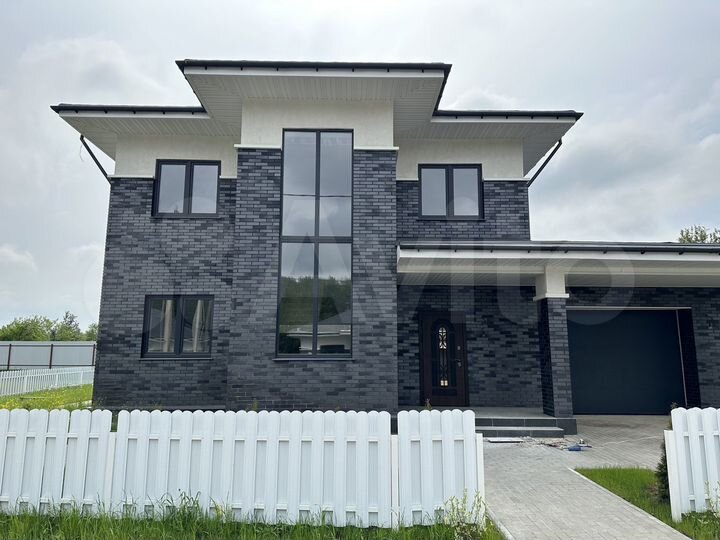 Коттедж 180 м² на участке 7,7 сот.