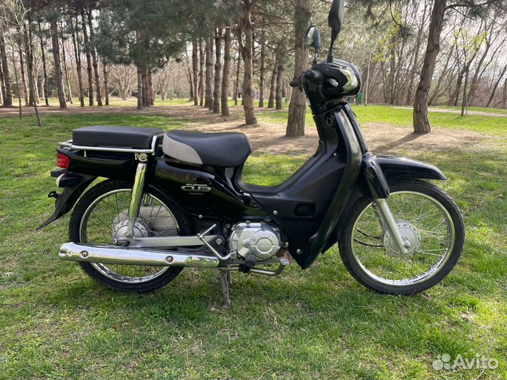 Honda Super Cub AA04