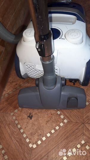 Пылесос Electrolux ZTI7615