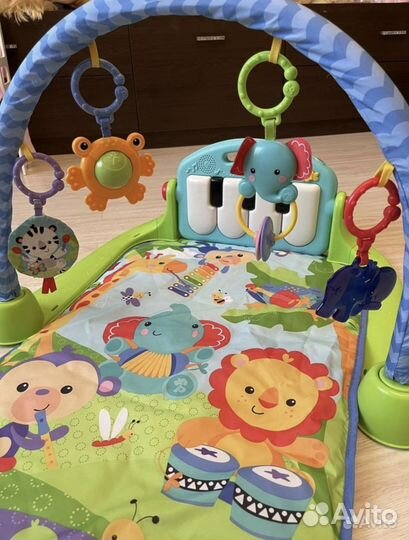 Развивающий коврик с пианино