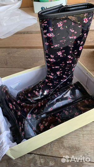 Резиновые сапоги