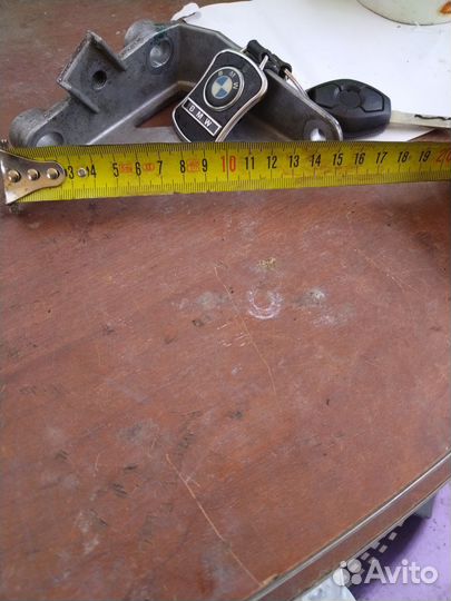 Кронштейн Гура BMW n52b25