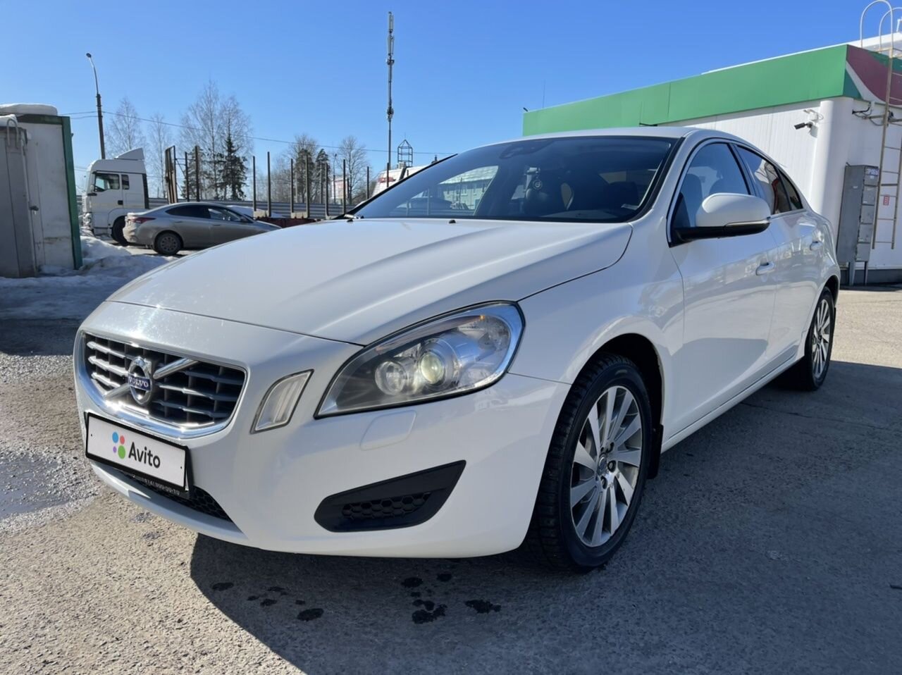 Volvo S60: фото владельца