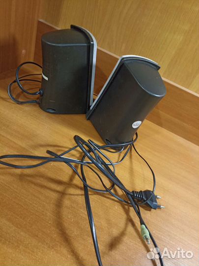 Колонки компьютерные Genius