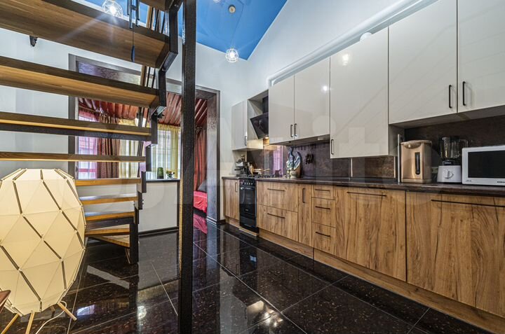 3-к. квартира, 106,9 м², 4/4 эт.