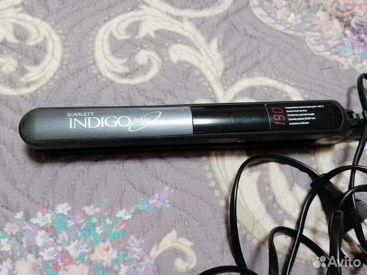 Выпрямитель для волос skarlet