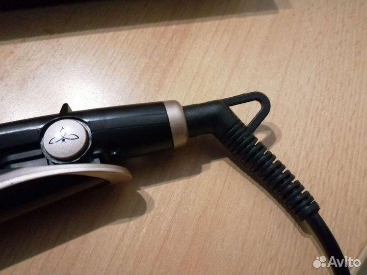 Выпрямитель для волос