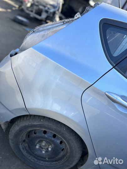 Задняя Правая Четверть Солярис Хетчбэк