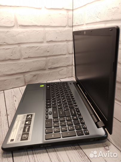 Мощный ноутбук Nvidia 2Гб/SSD/HDD/core i5/15.6