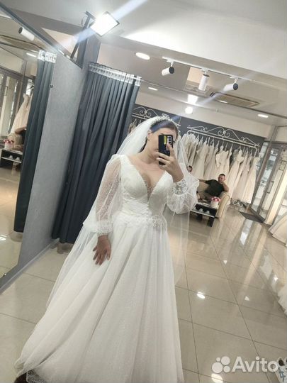Свадебное платье 46 48 50 новое