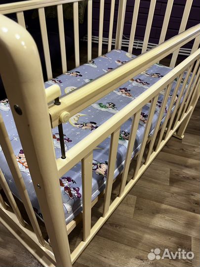 Детская кровать для новорожденных с матрасом