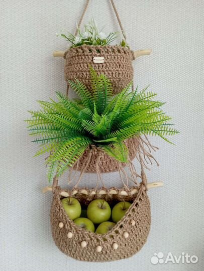 Вязаный органайзер из джута